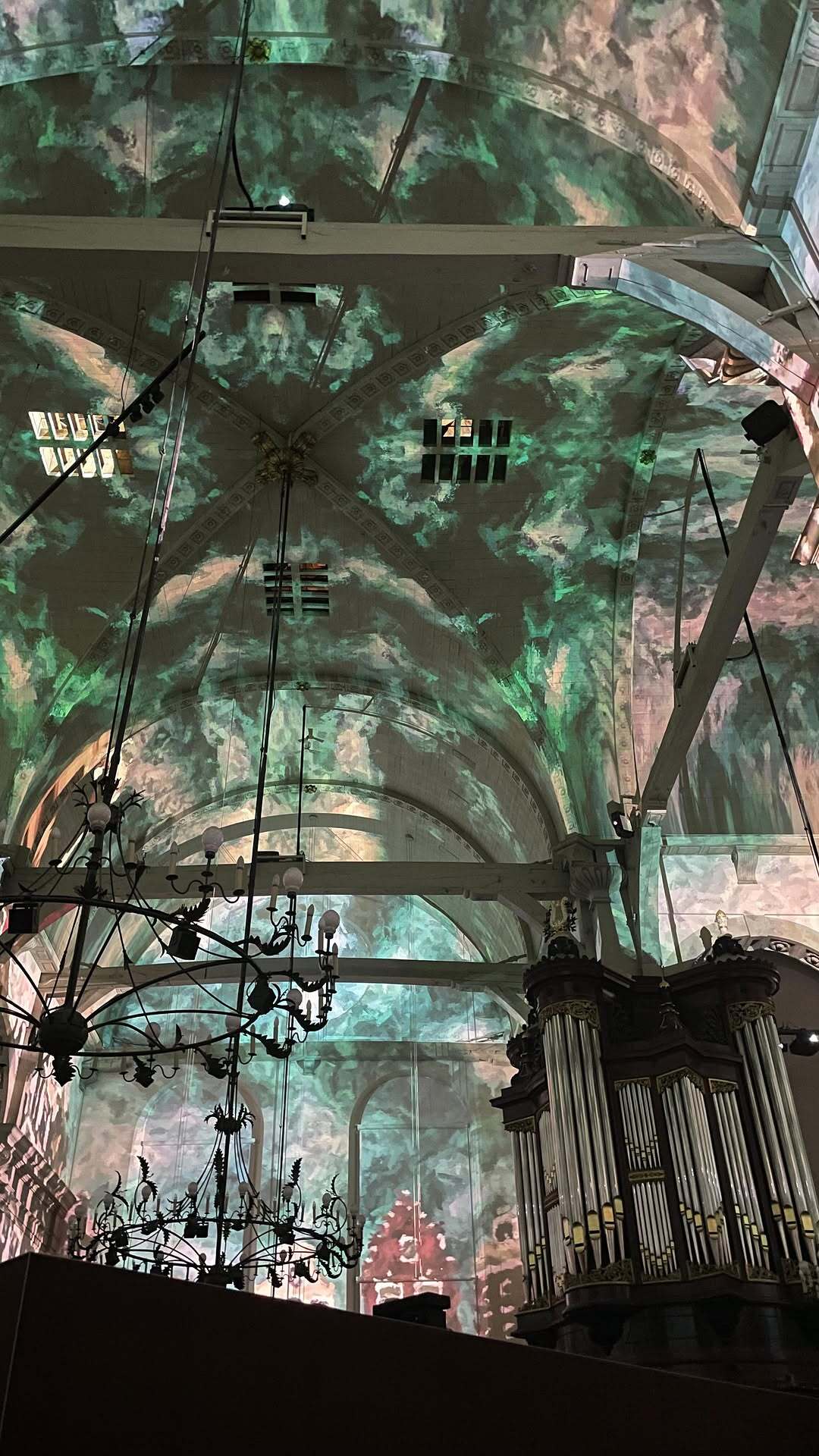 Imagine stepping into a world where Van Gogh & Rembrandt come to life… Feel the colors, lights, and stories of their masterpieces surround you in the Noorderkerk this fall. An immersive art experience you’ll never forget!
Don’t wait, get your tickets now and step inside the magic via the link in bio!
#VanGoghAmsterdam #RembrandtAmsterdam #Noorderkerk #ImmersiveArt #LightShowAmsterdam #ArtExperience #AmsterdamEvents #FallInAmsterdam #FamilyFriendlyAmsterdam #ArtLovers