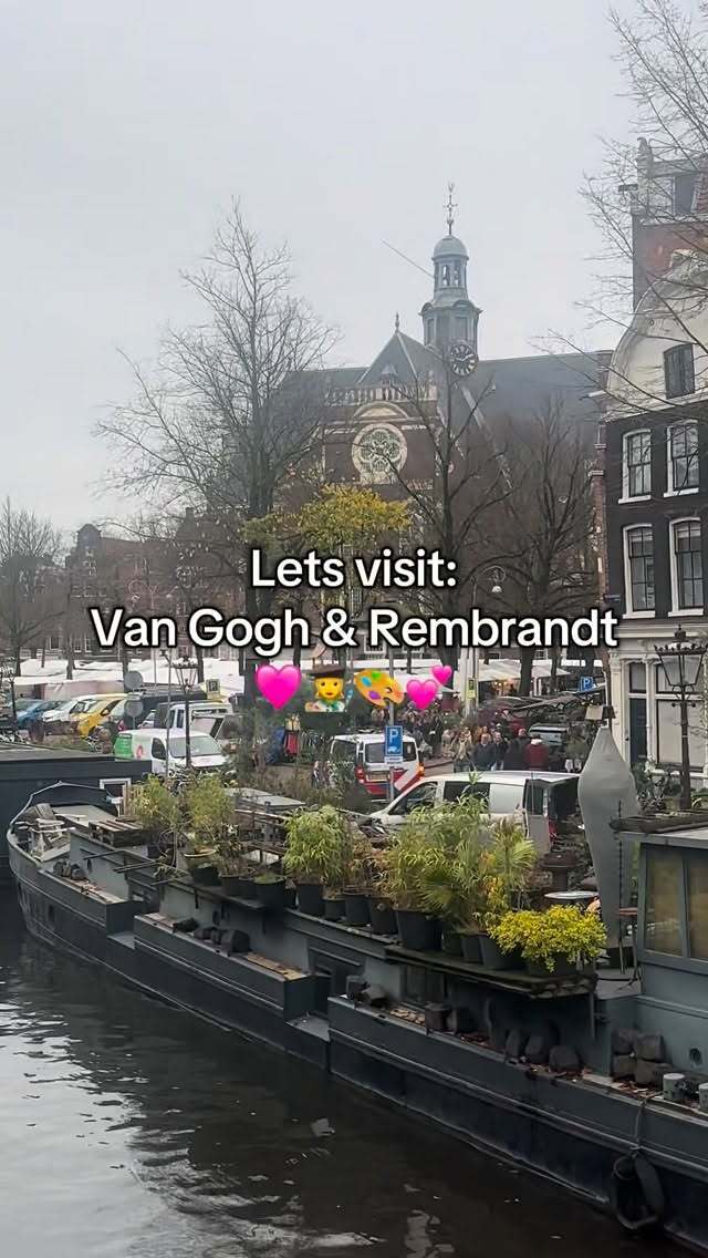 (Gifted) we visited the lightshow @vangoghandrembrandt in the Noorderkerk in Amsterdam. It’s an immersive experience about the lives of van Gogh and Rembrandt van Rijn ❤️ 
We loved it! Thanks for inviting us ❤️ #vangogh #rembrandt #smallartist #dutchartist